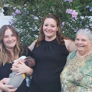 Meet your Posher, Cathy